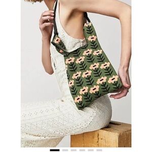 Free People Luca Make It Count Green Floral Needlepoint Bag NWT & strap